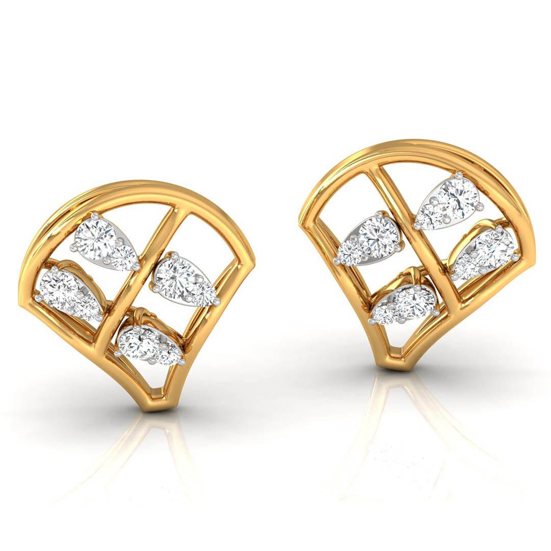 Daily Spark Shell Fan Diamond Stud Earrings